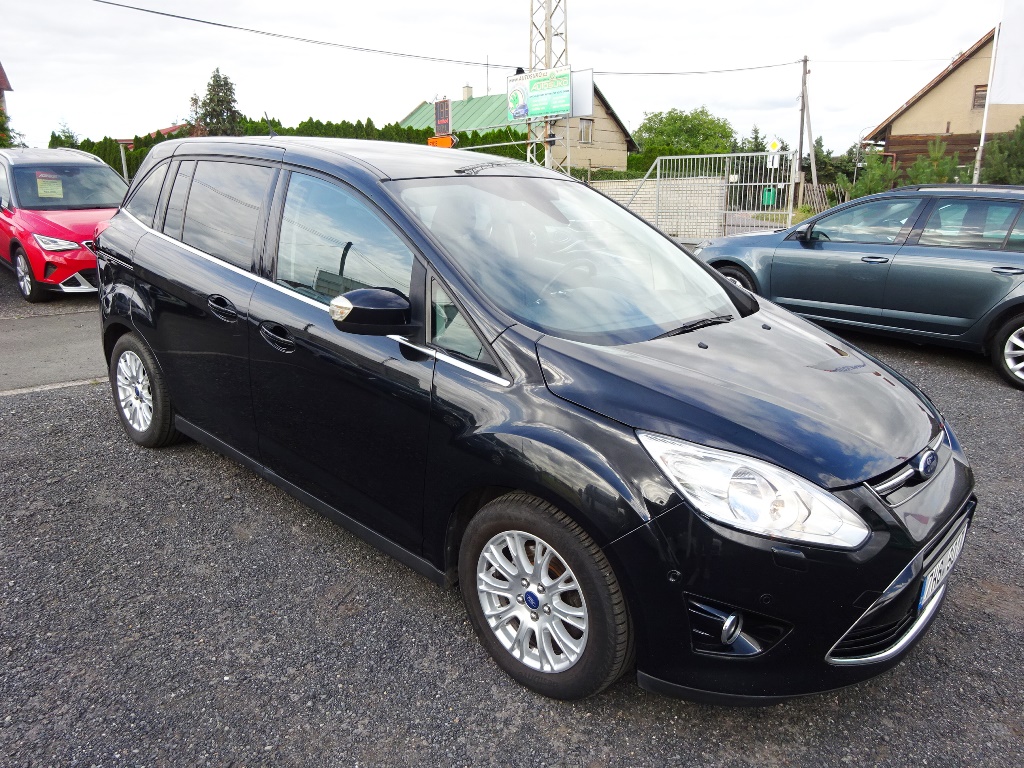 FORD GRAND C-MAX 1,6 TDCI 85kW + 6st.man. - 7míst - 2015 !
