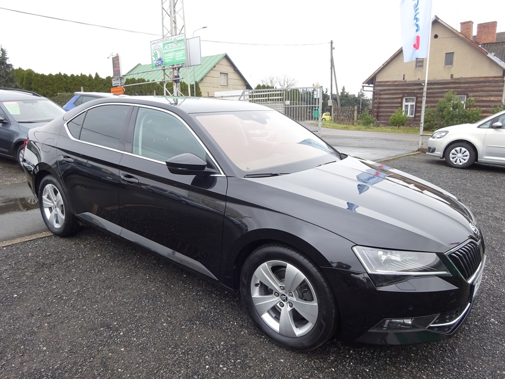SUPERB III Ambition Plus 2,0 TDI 110kW + 7st.DSG - 2019 - ČR - 1.Majitel 